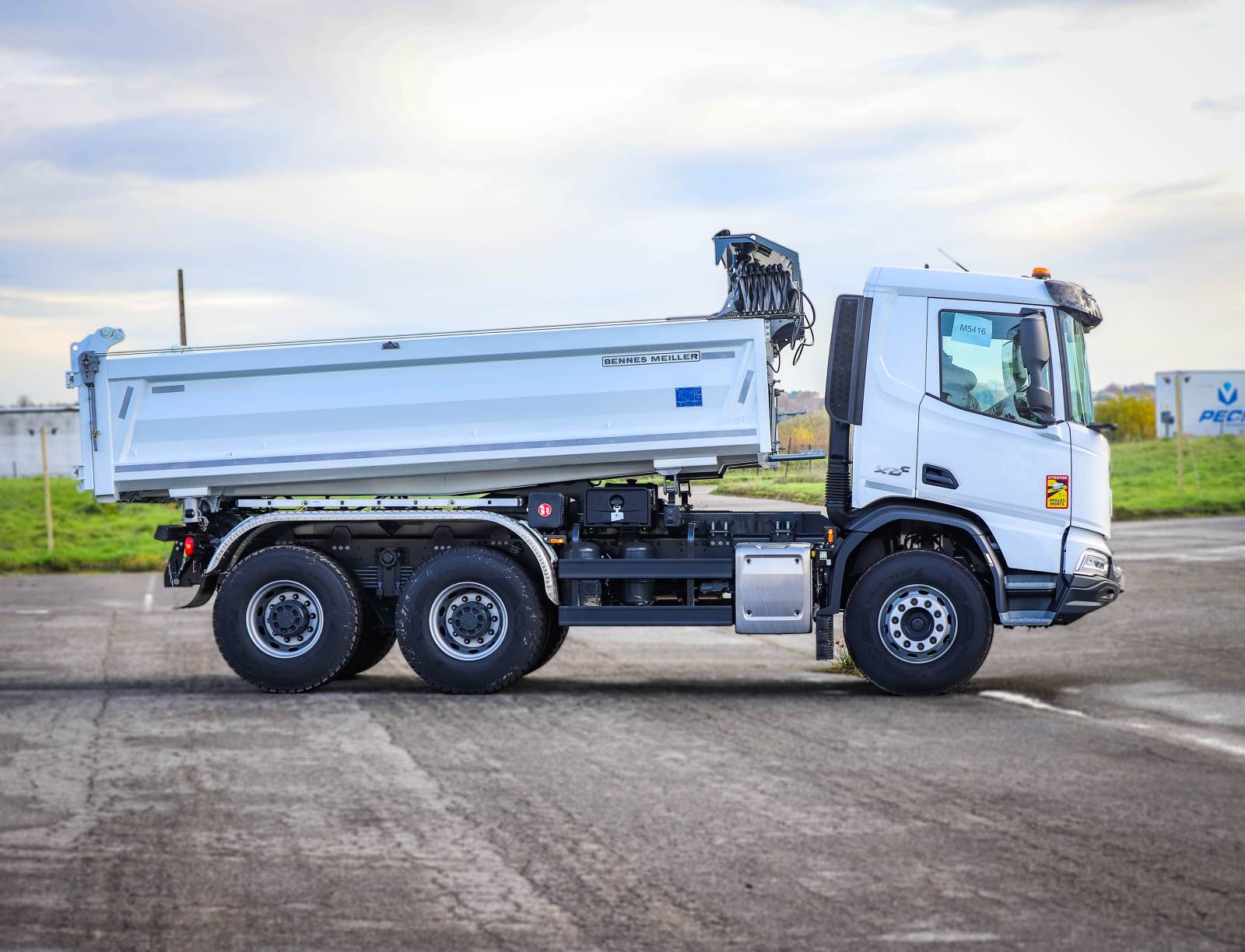 DAF XDC 450 6X4 CONSTRUCTION - BIBENNE MEILLER NEUF PRÊT-À-PARTIR