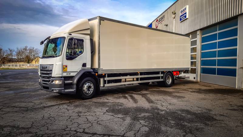 DAF XB 290 4X2 19t - CAISSE PLYWOOD NEUF PRÊT-À-PARTIR
