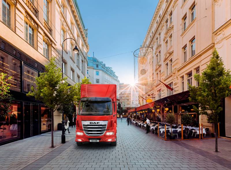 Optimisez vos livraisons citadines avec le nouveau DAF XB neuf, le camion de distribution agile idéal pour la ZFE de Lyon