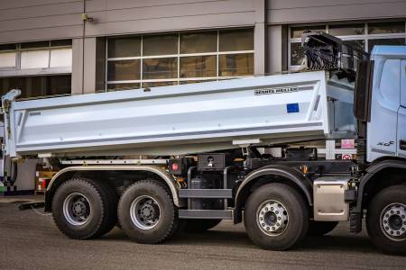 DAF XDC 450 8x4 - BIBENNE MEILLER NEUF PRÊT-À-PARTIR CÔTÉ